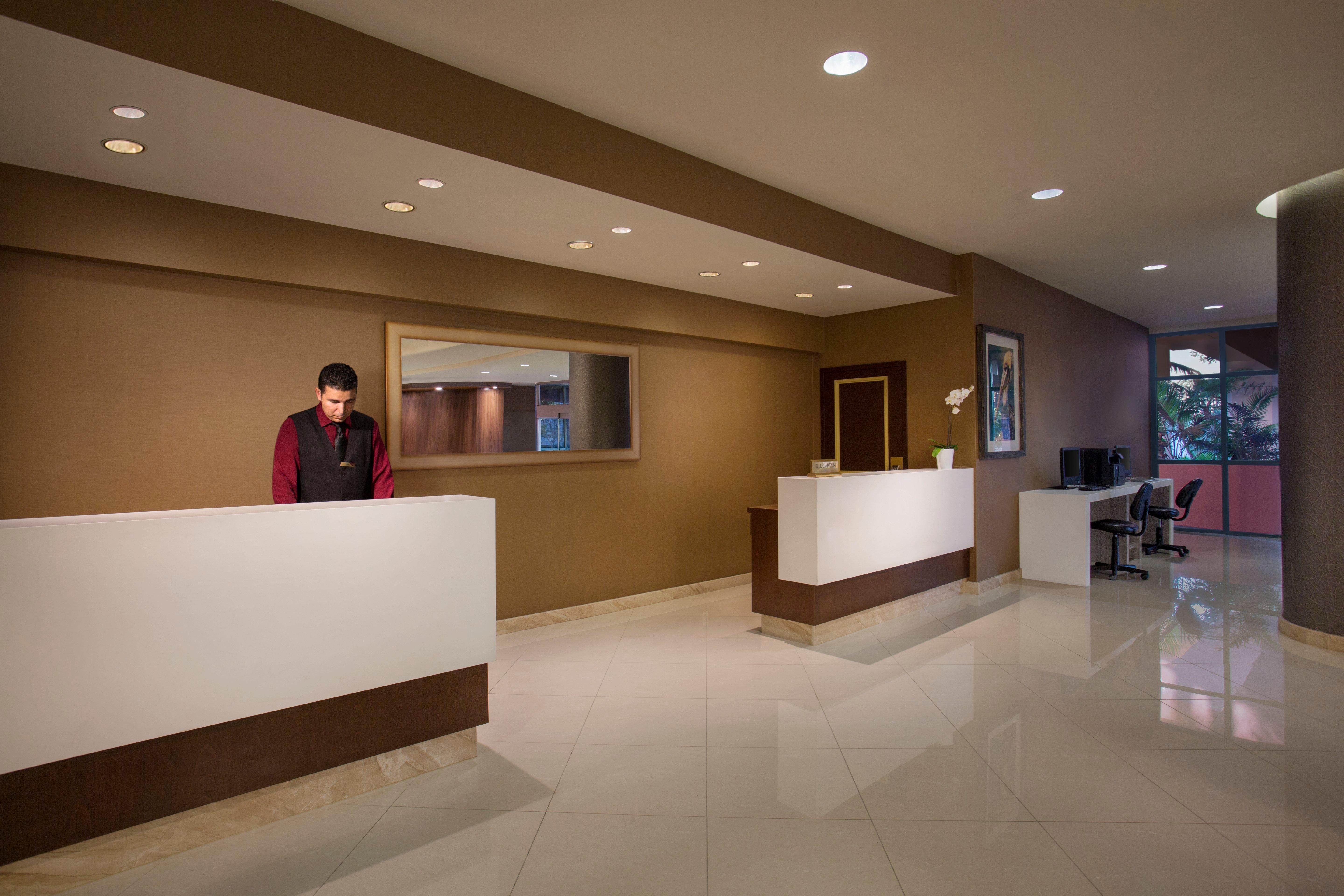 Crowne Plaza Hotel Los Angeles Harbor By Ihg Ngoại thất bức ảnh